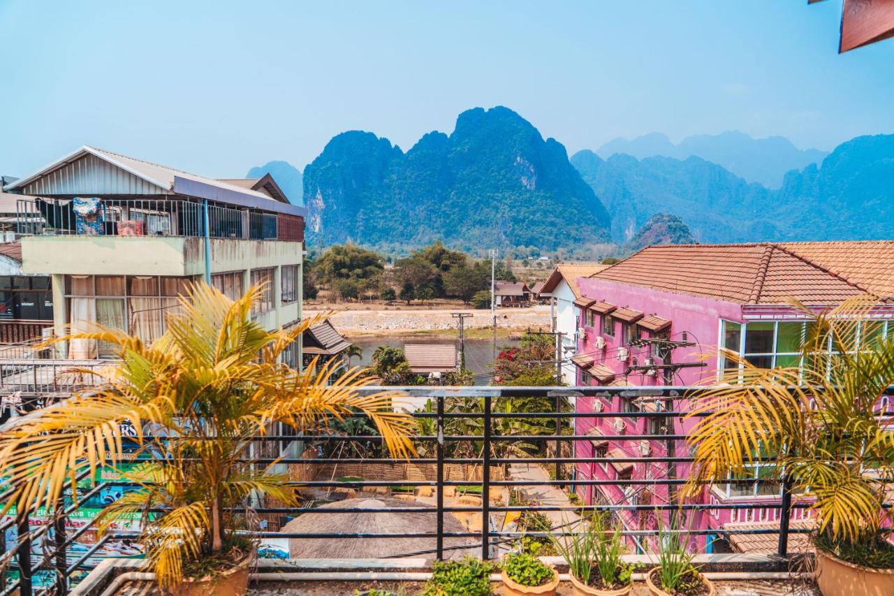 Vang Vieng Sunset Guesthouse & Restaurant Bagian luar foto