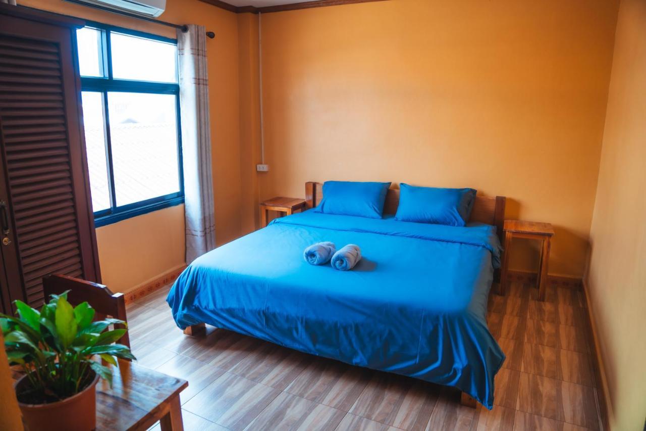 Vang Vieng Sunset Guesthouse & Restaurant Bagian luar foto