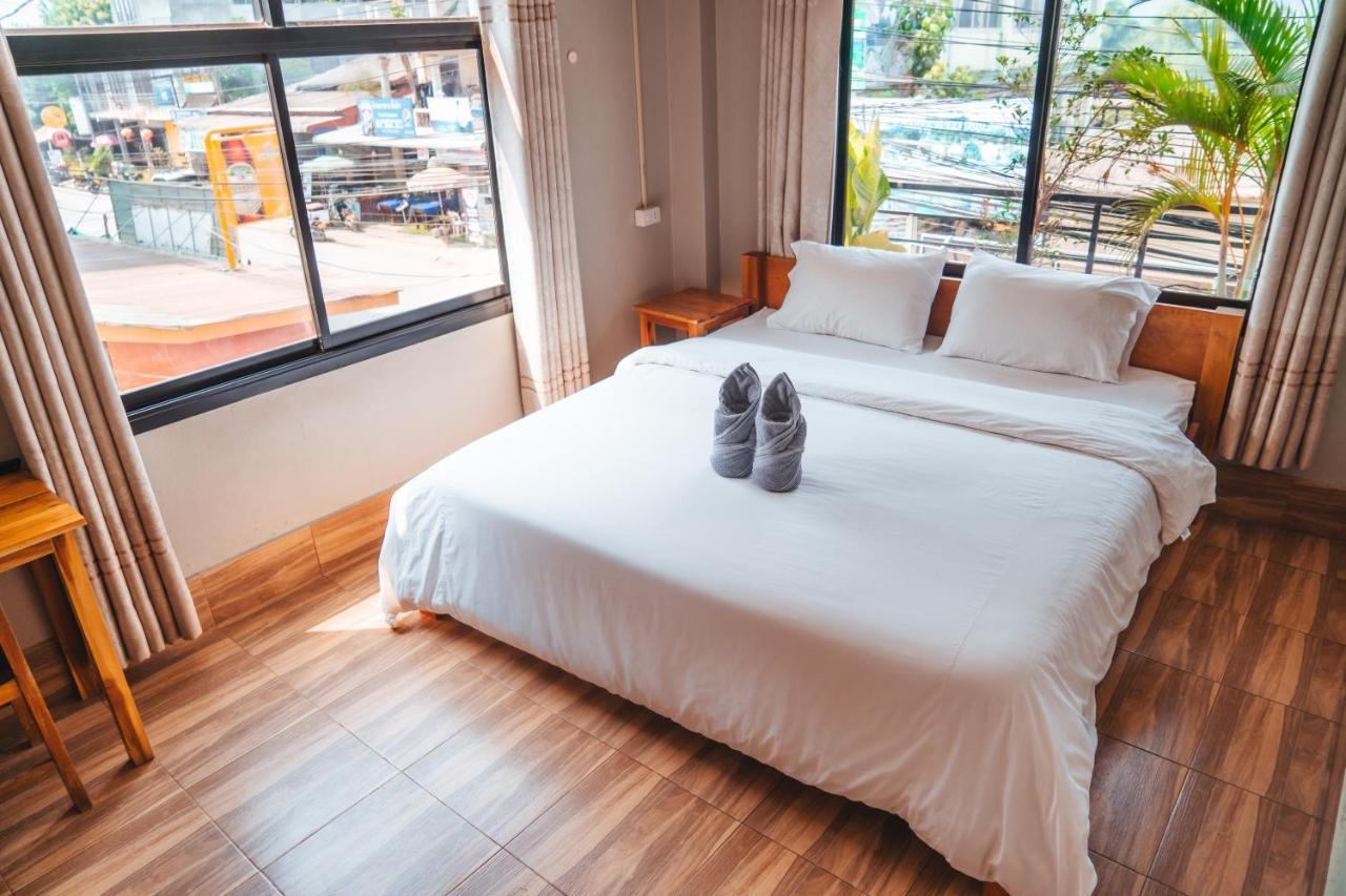 Vang Vieng Sunset Guesthouse & Restaurant Bagian luar foto
