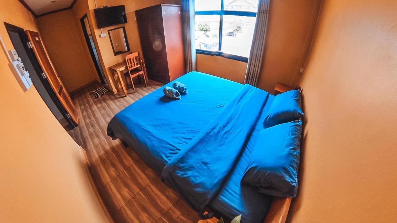 Vang Vieng Sunset Guesthouse & Restaurant Bagian luar foto