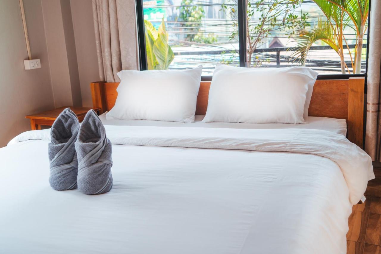 Vang Vieng Sunset Guesthouse & Restaurant Bagian luar foto